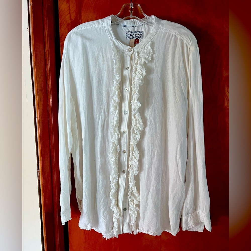 Lovely Pilcro Anthropologie Tuxedo Shirt w/ Vintage Buttons XL